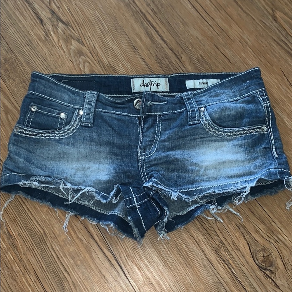 Day trip blingy distressed shorts
